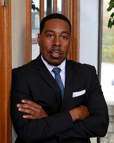justin strayhorn headshot