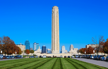 monument in downtown st louis